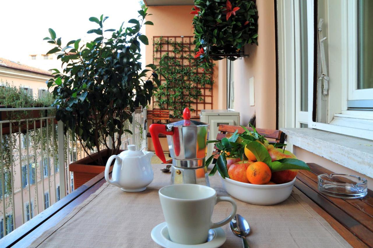 Deco'S Place Roma Teodora Екстериор снимка