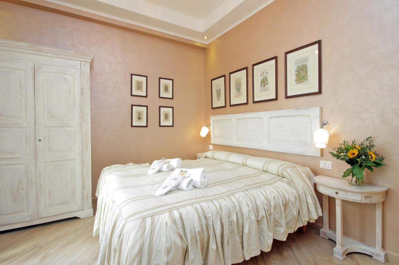 Deco'S Place Roma Teodora Екстериор снимка