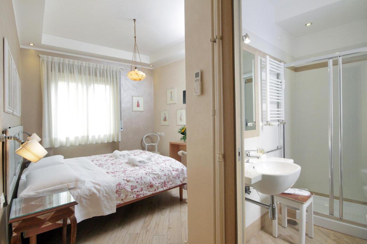 Deco'S Place Roma Teodora Екстериор снимка
